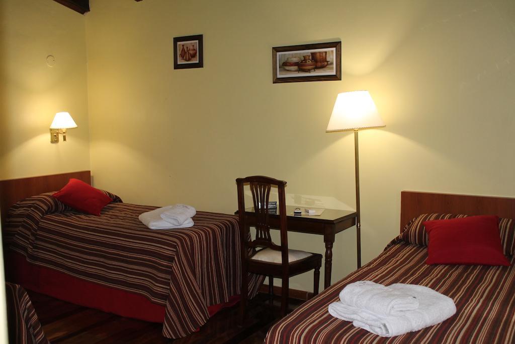 Hotel Las Azaleas Jardín América Rum bild